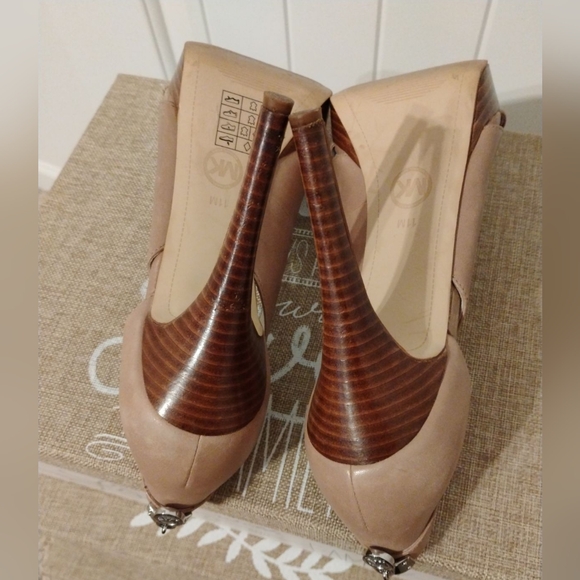 Michael kors Women's Hamilton Open Toe Heels Tan Sz-11M - Picture 10 of 15